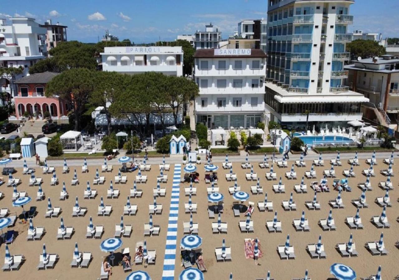 Hotel Parioli Lido di Jesolo Exteriör bild